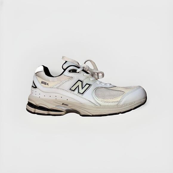 New Balance Other - New Balance2002R Atlas Lemon Haze Sneakers White ML2002RQ Mens Size 8.5